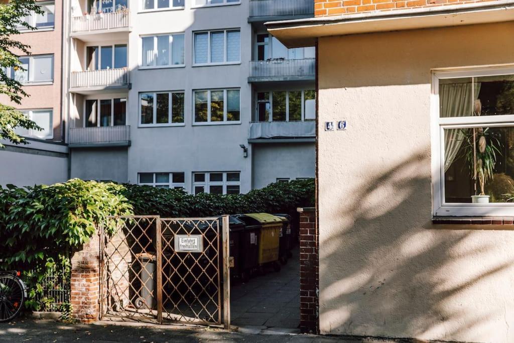 Komplett Neu: 2-Zi Zentral Im Altbau. 24H-Checkin Kiel Buitenkant foto